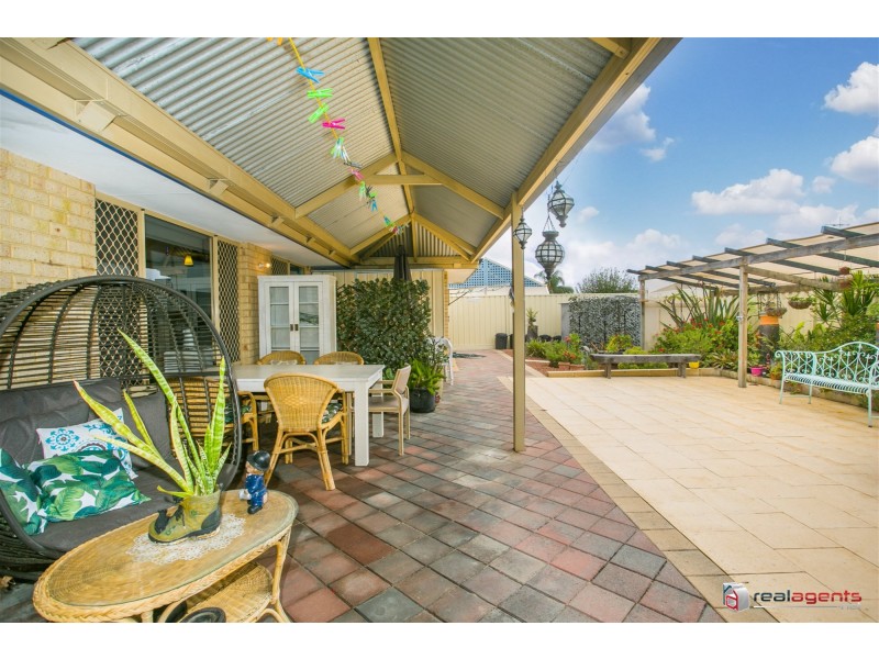 16 White Gum Drive, Jane Brook WA 6056