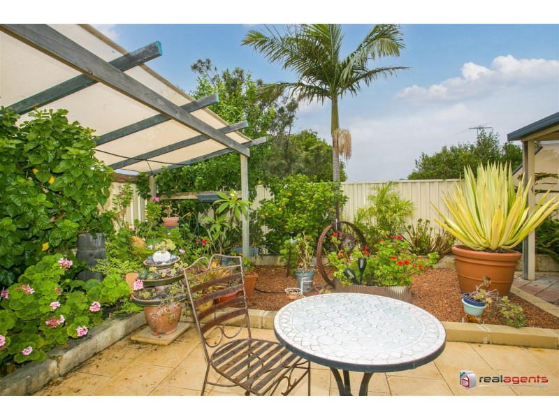 16 White Gum Drive, Jane Brook WA 6056