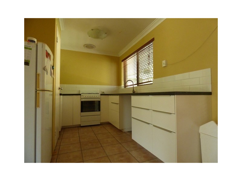 6 HURREY Place, Beechboro WA 6063