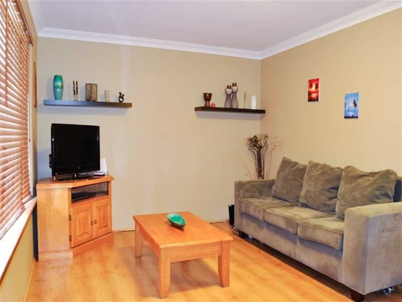 6 HURREY Place, Beechboro WA 6063