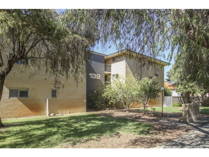 1/132 Sixth Avenue, Inglewood WA 6052