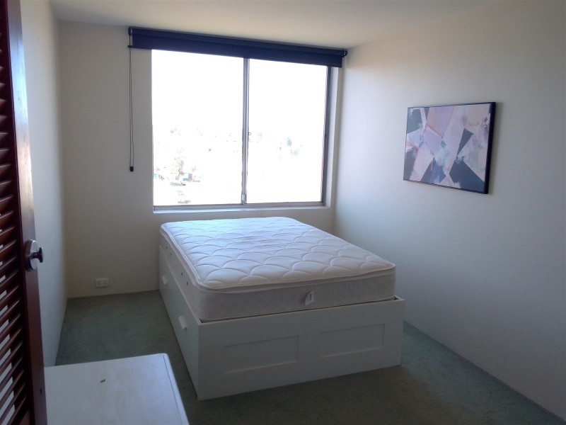 52/16 Leeder Street, Glendalough WA 6016