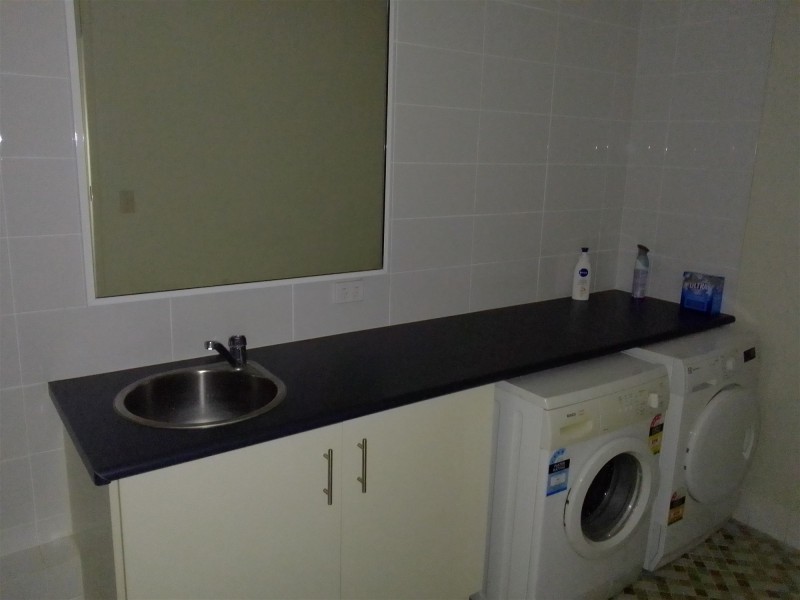 52/16 Leeder Street, Glendalough WA 6016