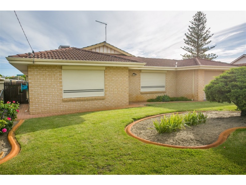 30 Arlunya Avenue, Belmont WA 6104