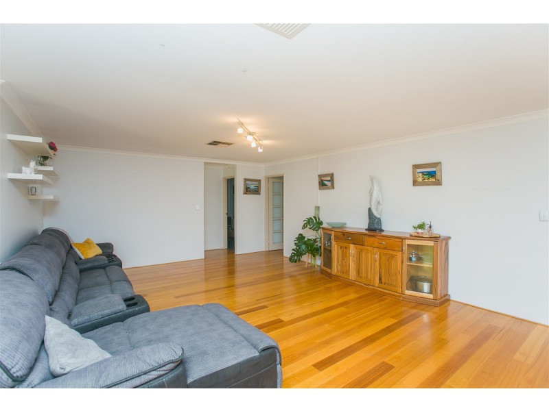 71 WYATT ROAD, Hocking WA 6065