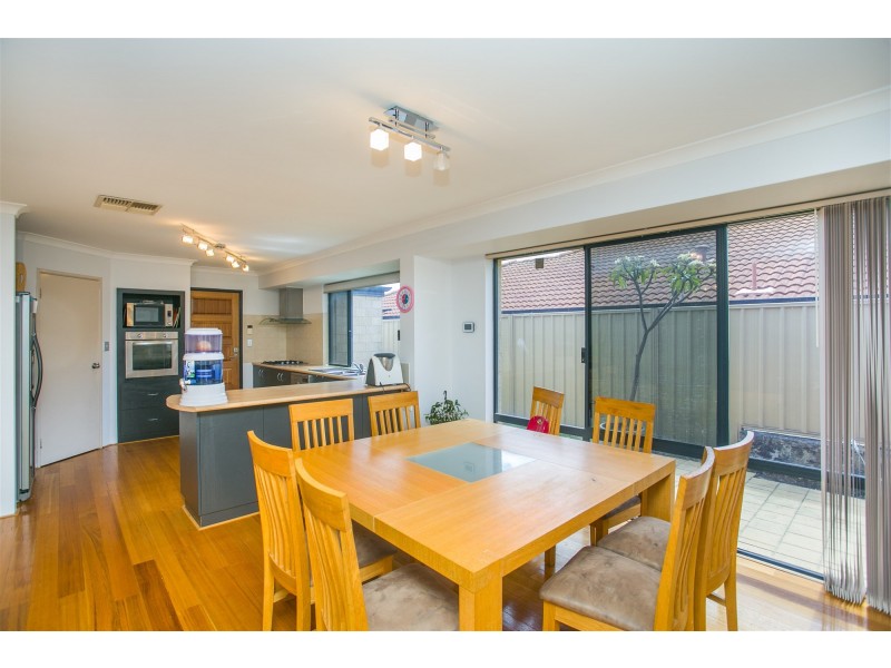 71 WYATT ROAD, Hocking WA 6065