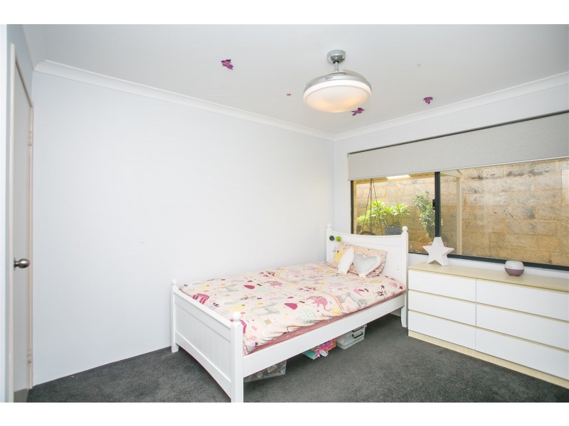 71 WYATT ROAD, Hocking WA 6065