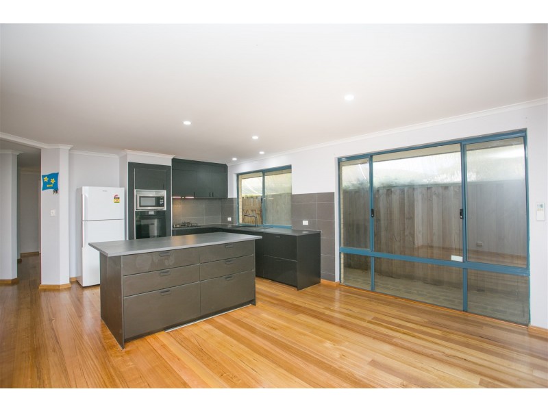 6 GREEN CLOSE, Connolly WA 6027