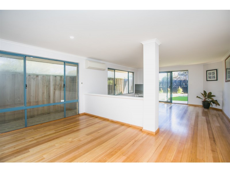 6 GREEN CLOSE, Connolly WA 6027