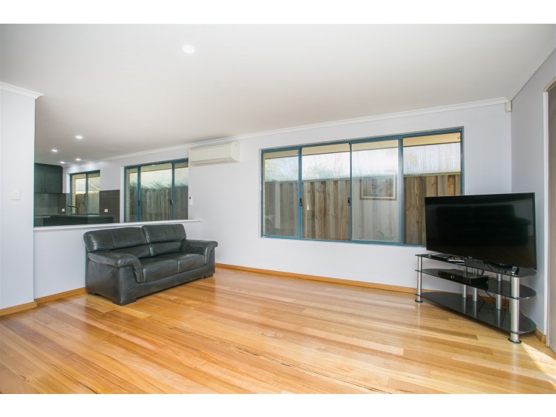 6 GREEN CLOSE, Connolly WA 6027