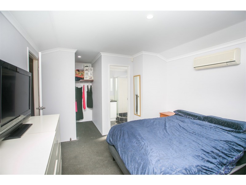 6 GREEN CLOSE, Connolly WA 6027