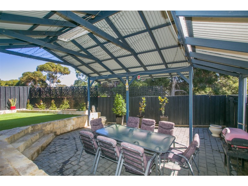 6 GREEN CLOSE, Connolly WA 6027