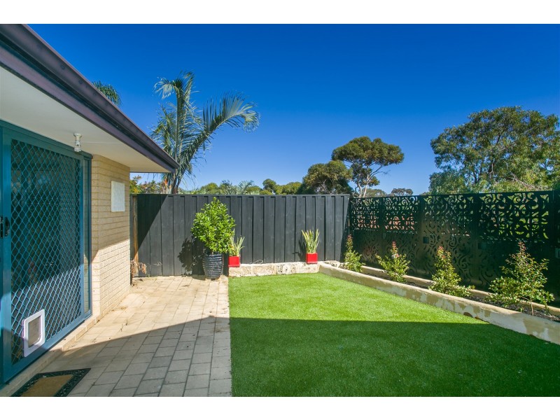 6 GREEN CLOSE, Connolly WA 6027