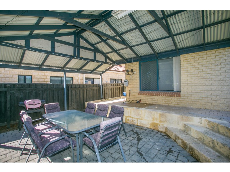 6 GREEN CLOSE, Connolly WA 6027