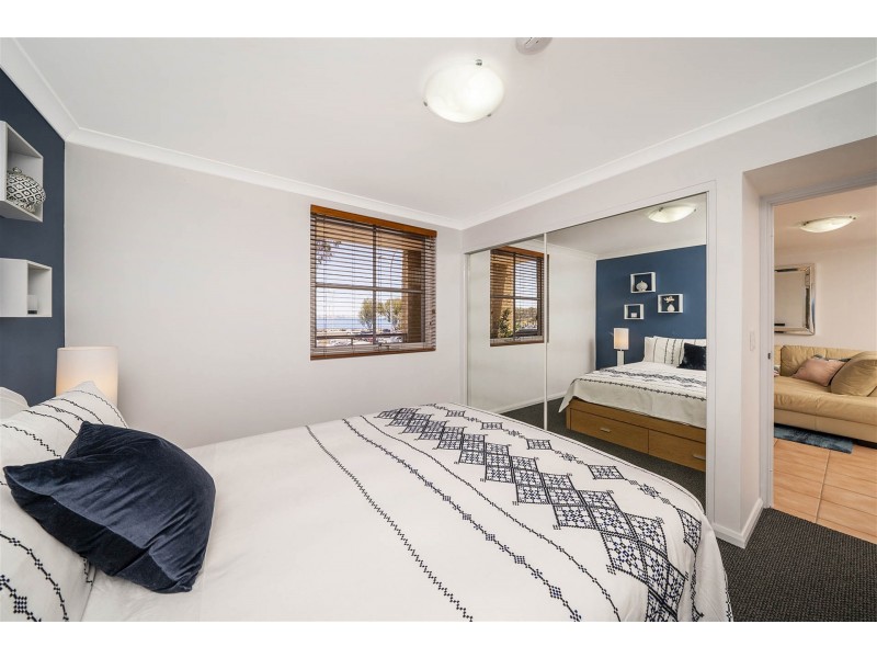 220/68 Southside Drive, Hillarys WA 6025