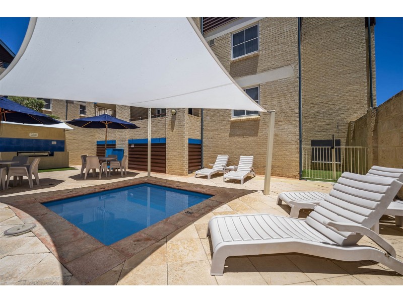 220/68 Southside Drive, Hillarys WA 6025