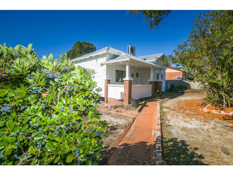 15 James Street, Bassendean WA 6054