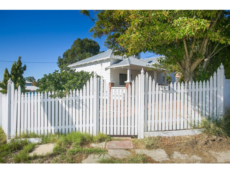 15 James Street, Bassendean WA 6054