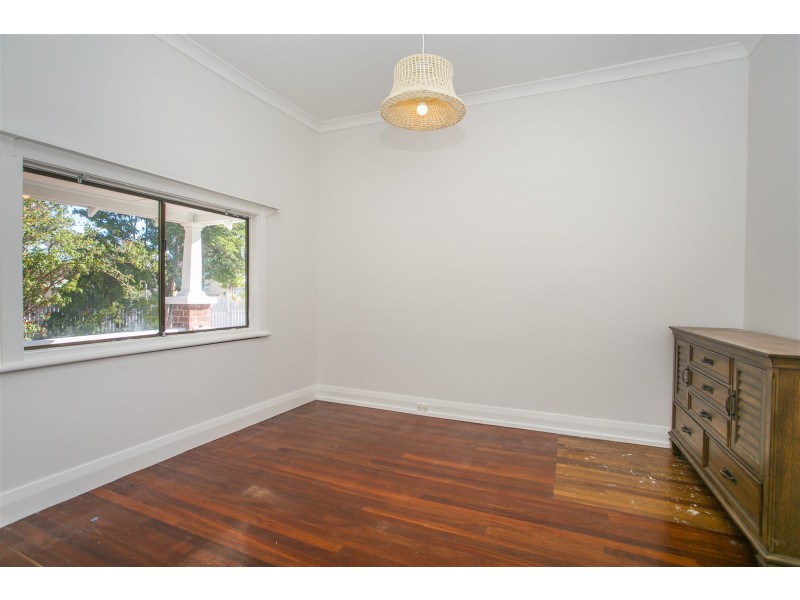 15 James Street, Bassendean WA 6054