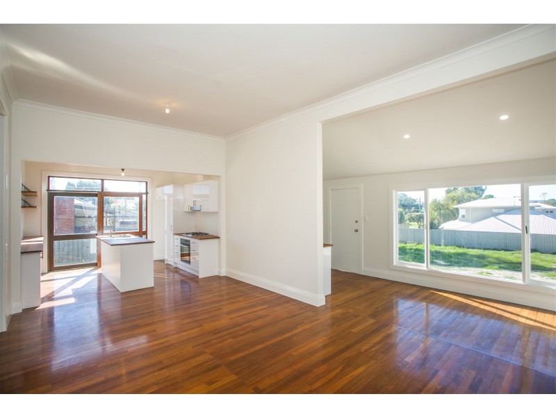 15 James Street, Bassendean WA 6054