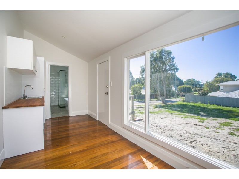 15 James Street, Bassendean WA 6054