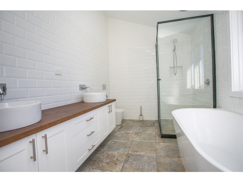 15 James Street, Bassendean WA 6054