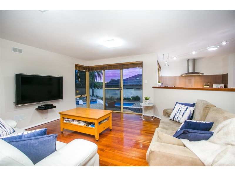 115 CLEMENT DRIVE, Karrinyup WA 6018