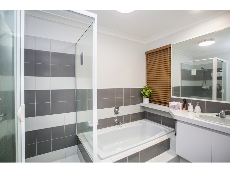 115 CLEMENT DRIVE, Karrinyup WA 6018