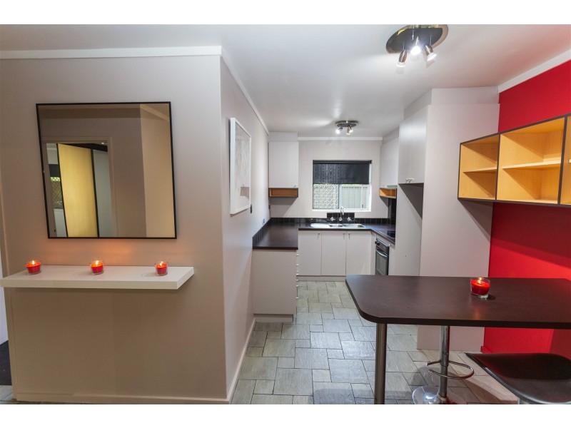 2/7 Tenth Avenue, Maylands WA 6051