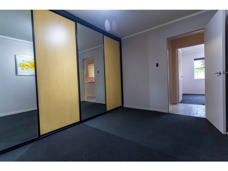 2/7 Tenth Avenue, Maylands WA 6051