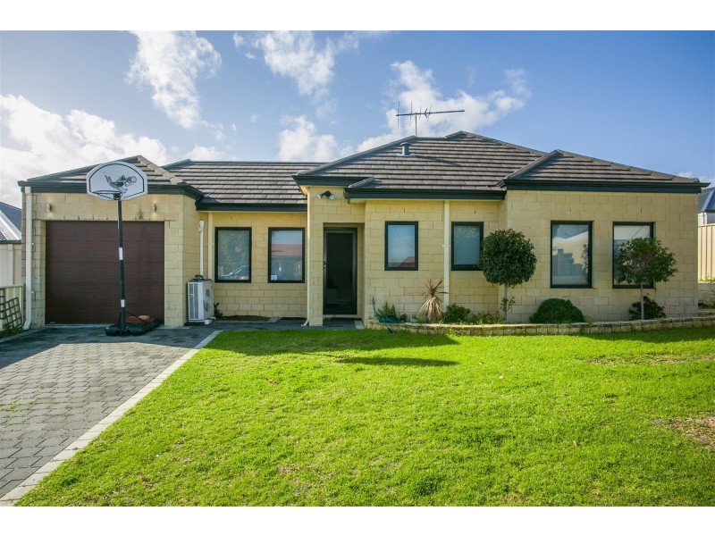 7A Findon Crescent, Westminster WA 6061