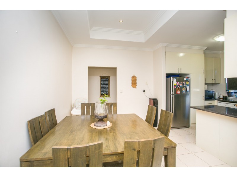 7A Findon Crescent, Westminster WA 6061