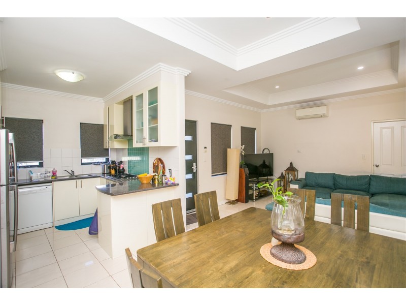 7A Findon Crescent, Westminster WA 6061