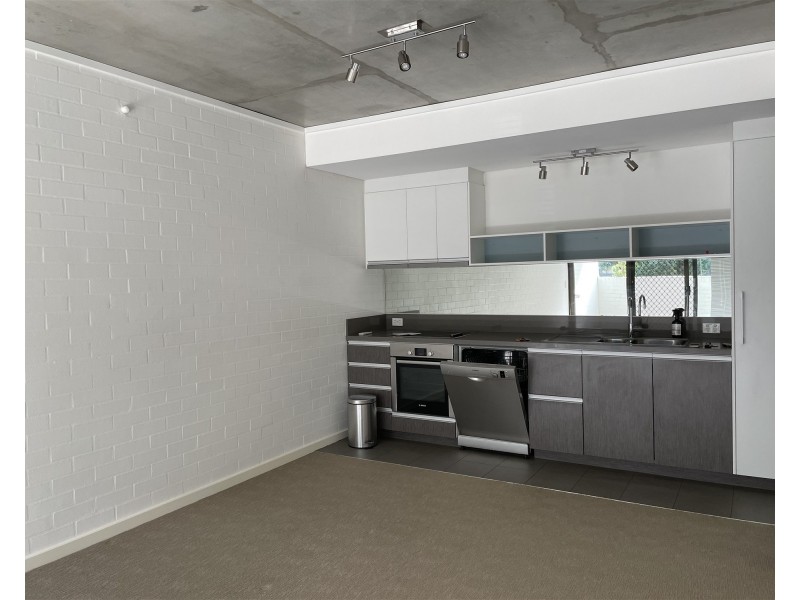 71/59  Breaksea Drive, North Coogee WA 6163