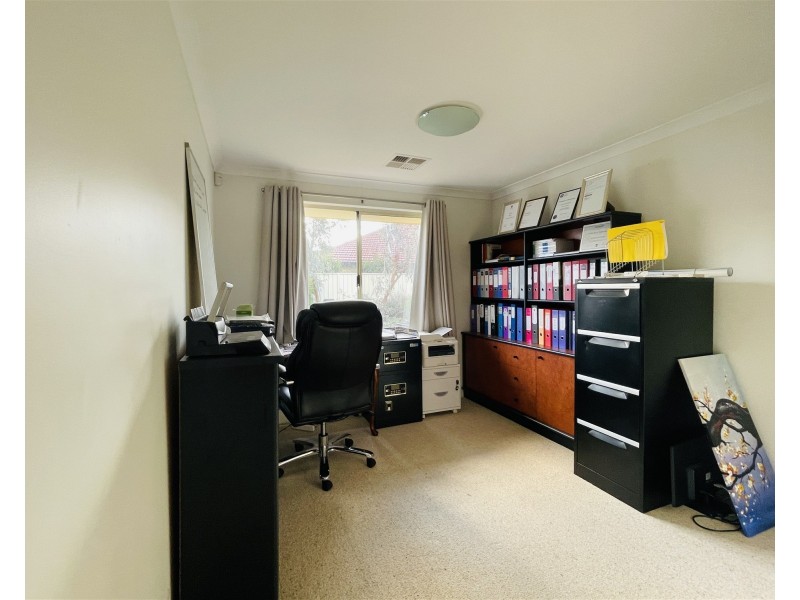 15 Cordata Street, Canning Vale WA 6155