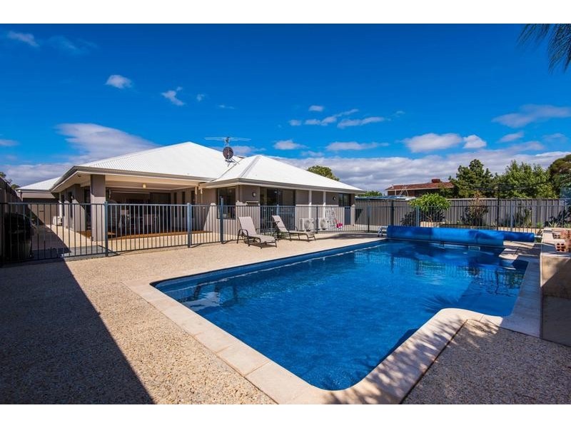 53 Creaton St, East Victoria Park WA 6101