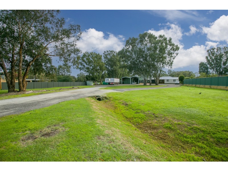 22 Hazelmere  Circus, Hazelmere WA 6055