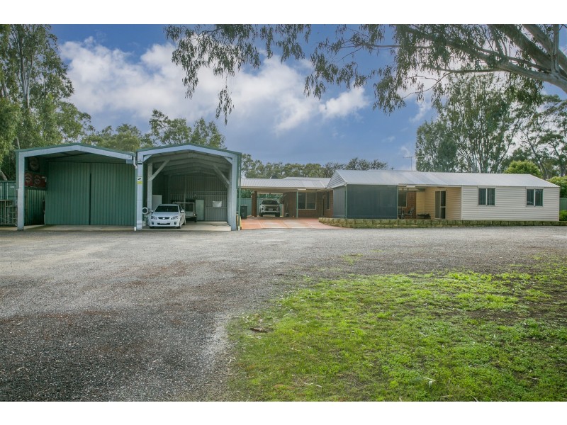 22 Hazelmere  Circus, Hazelmere WA 6055