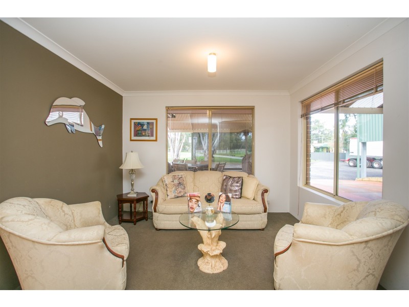 22 Hazelmere  Circus, Hazelmere WA 6055