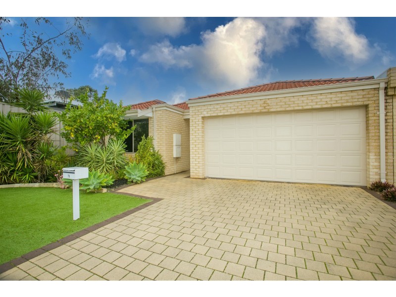 76 Merlot Way, Pearsall WA 6065