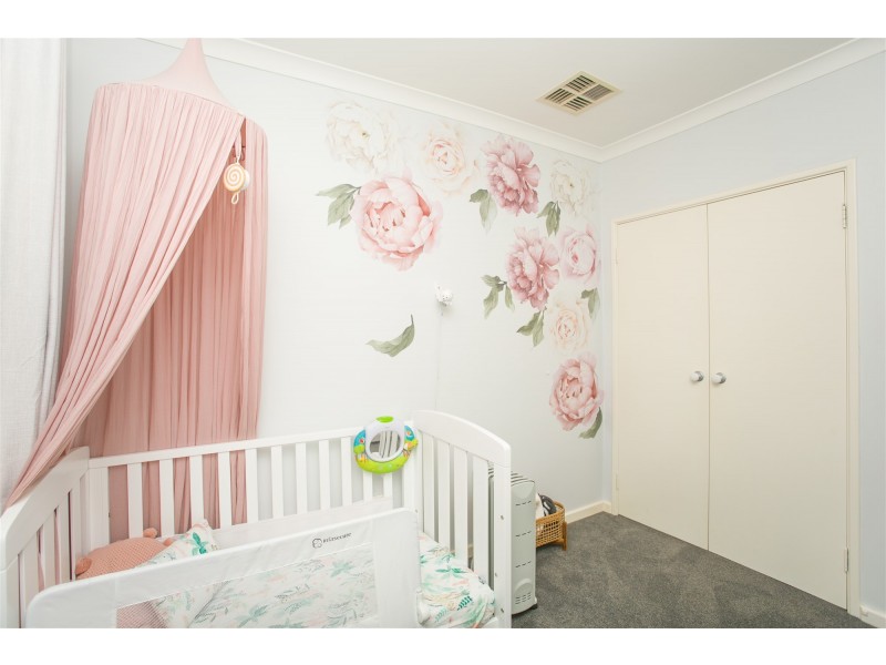 76 Merlot Way, Pearsall WA 6065