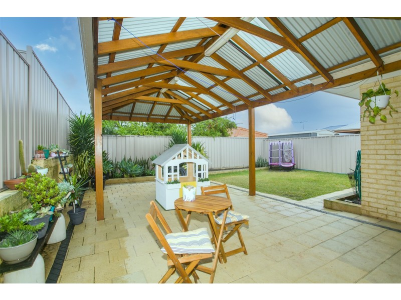 76 Merlot Way, Pearsall WA 6065