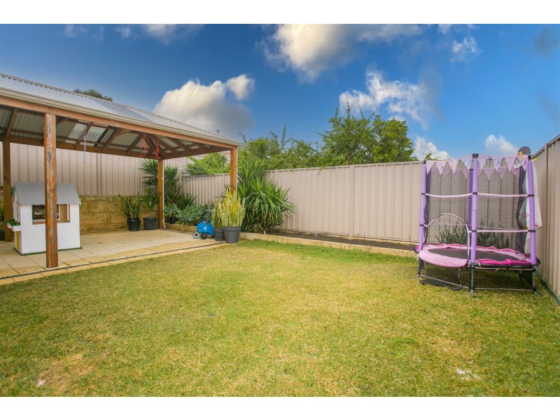 76 Merlot Way, Pearsall WA 6065