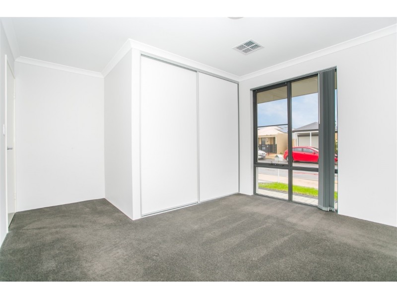 16 Velvetene Road, Byford WA 6122