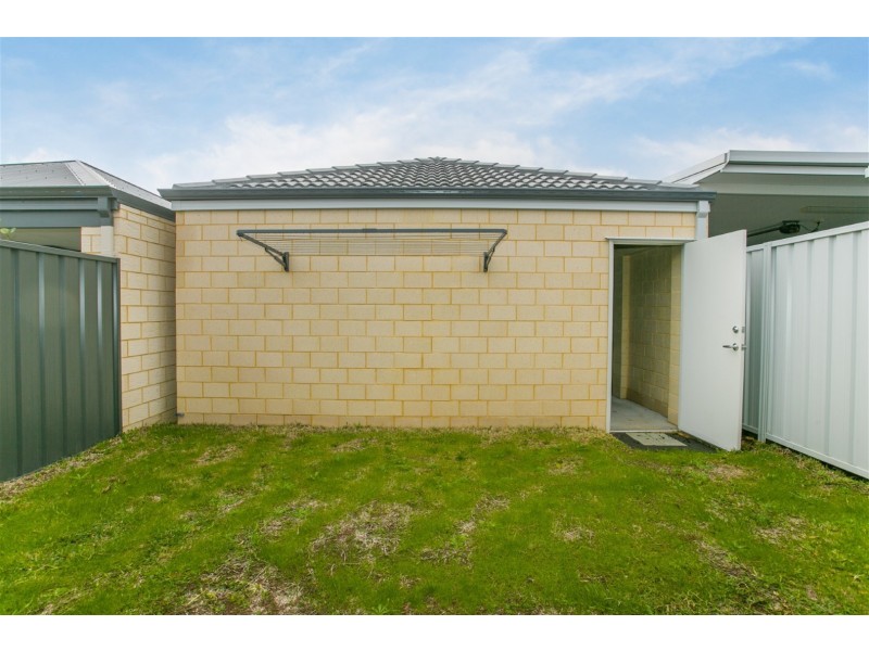 16 Velvetene Road, Byford WA 6122