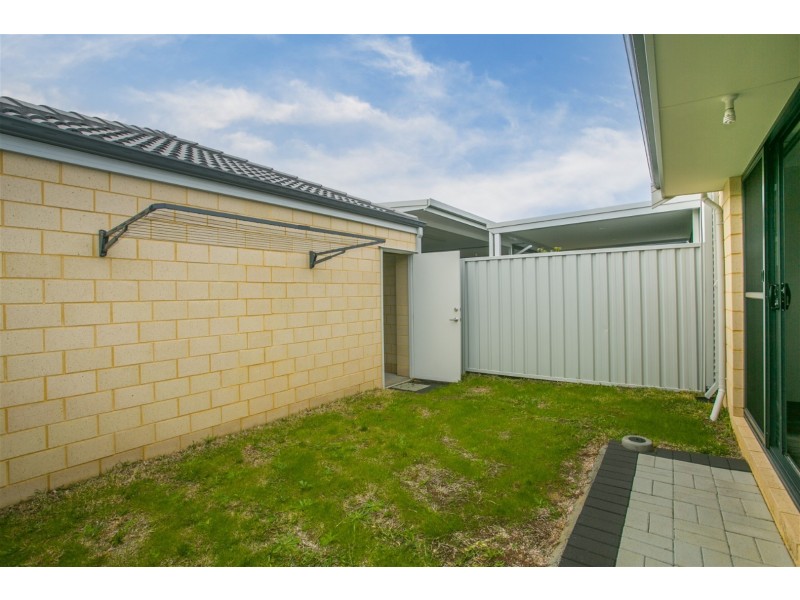 16 Velvetene Road, Byford WA 6122