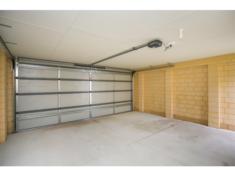 16 Velvetene Road, Byford WA 6122