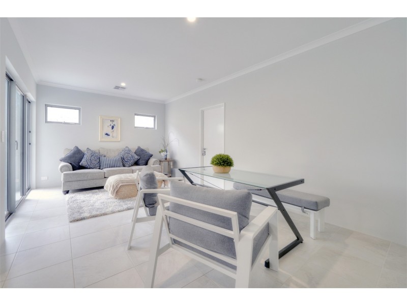 9c Halley Street, Innaloo WA 6018