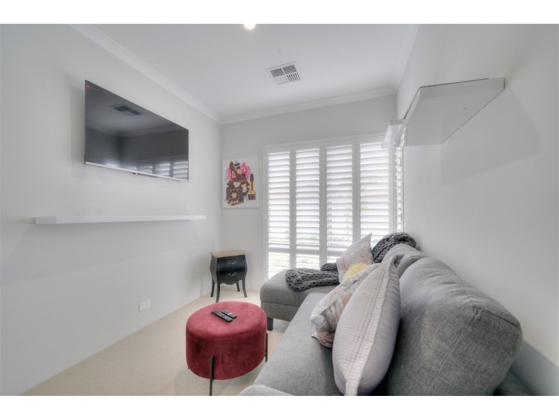 9c Halley Street, Innaloo WA 6018