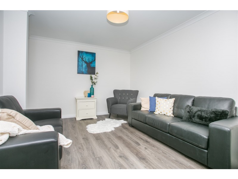 10 TATTERSHALL ROAD, Darch WA 6065